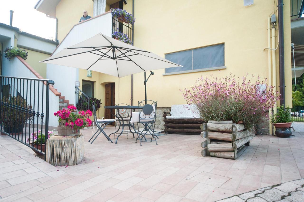 Il Castagno Panzió Montemonaco Kültér fotó